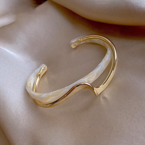 Metal White Shellfish Plate Bracelet For Women Opening Adjustable 2 Layers - Image 9