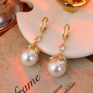 Jequirity Bean Ear Clip Temperament - Wild Design Sense Earrings Red Hot Look!